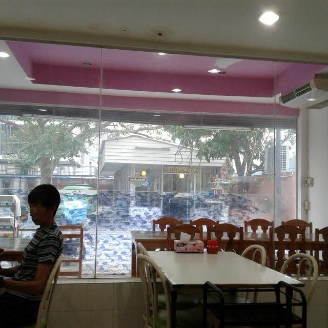 Jeeraporn Vietnam Restaurant